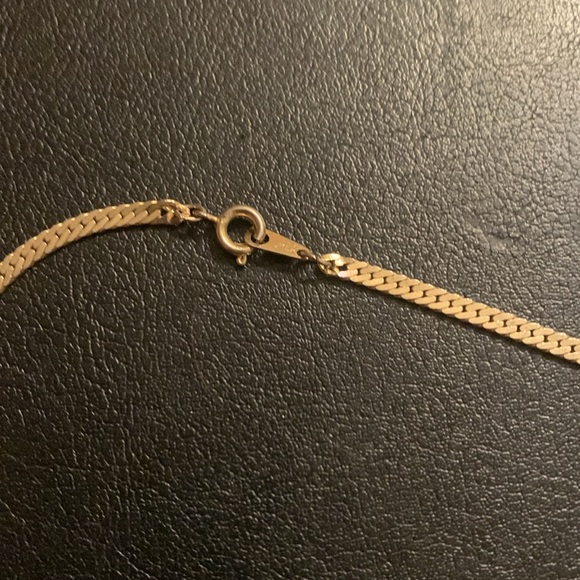 Antique Vintage 1940’s Madrid Damascene Very Large Medallion w/ 20 in chain - Picture 5 of 7